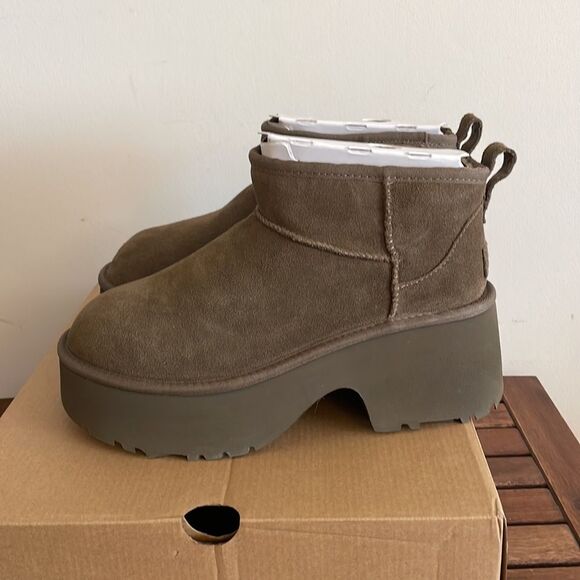 UGG Classic Ultra Mini New Heights Boots Hickory US Women Size 9/UK 7/EU 40 - Picture 8 of 16